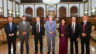 নির্বাচনের প্রস্তুতিতে রাষ্ট্রপতির সন্তোষ, সহযোগিতার আশ্বাস নির্বাচনের প্রস্তুতিতে রাষ্ট্রপতির সন্তোষ, সহযোগিতার আশ্বাস