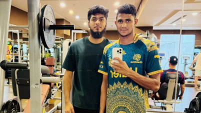 ‘আমরা ফ্লাই করার ২০ মিনিট পর এয়ারপোর্টে মিসাইল পড়ে’