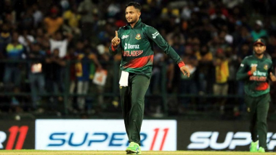 জাতীয় দলে ফিরতে ‘এক মাসের ট্রেনিং’ যথেষ্ট: সাকিব জাতীয় দলে ফিরতে ‘এক মাসের ট্রেনিং’ যথেষ্ট: সাকিব