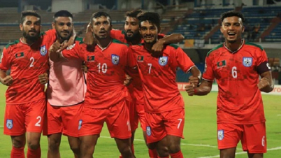 ভুটানকে হারিয়ে ১৪ বছর পর সাফের সেমিফাইনালে বাংলাদেশ