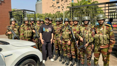 জীবনের প্রথম ভোট দিয়ে তামিমের উচ্ছ্বাস