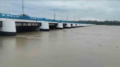 বিপৎসীমার ওপরে তিস্তার পানি, বন্যার আশঙ্কা