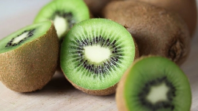 কেন খাবেন কিউই ফল কেন খাবেন কিউই ফল