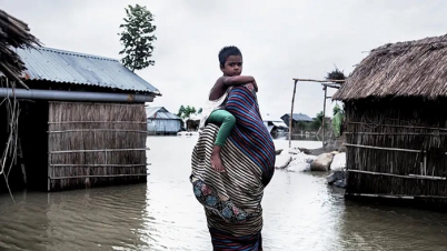 তীব্র তাপ ও বন্যার ঝুঁকিতে দক্ষিণ এশিয়া, শীর্ষে বাংলাদেশ