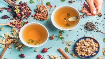 রোগ প্রতিরোধ ক্ষমতা বাড়ান পানি দিয়ে, সঙ্গে মেশান এসব ভেষজ রোগ প্রতিরোধ ক্ষমতা বাড়ান পানি দিয়ে, সঙ্গে মেশান এসব ভেষজ