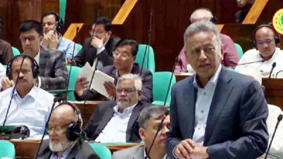 দেশের শীর্ষ ২০ ঋণ খেলাপির তালিকা সংসদে প্রকাশ করলেন অর্থমন্ত্রী